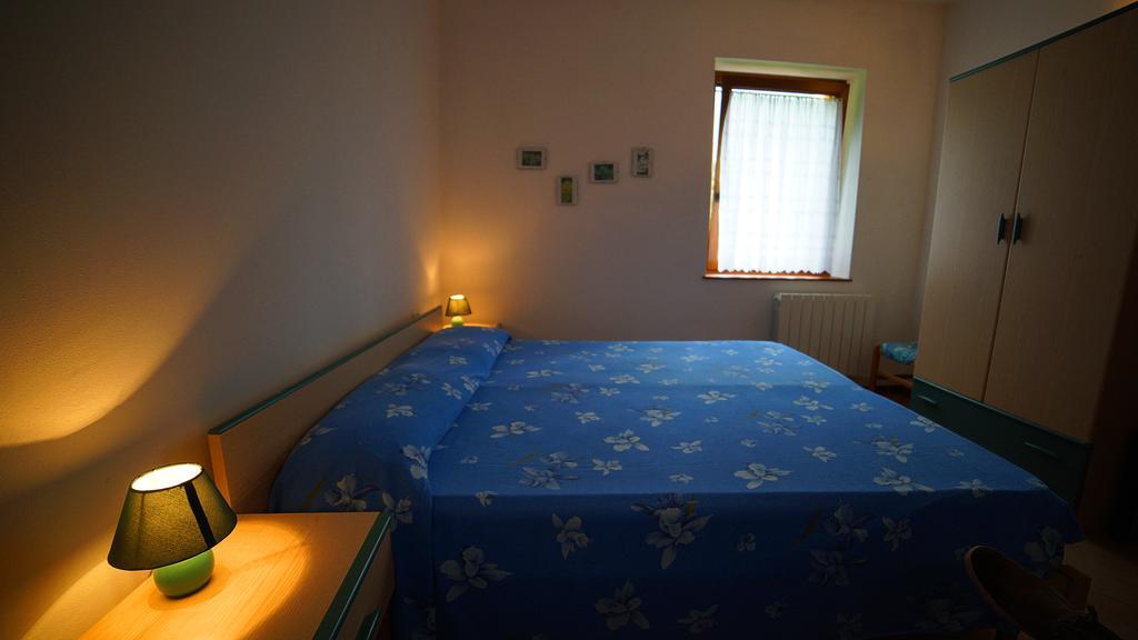 Casa Al Portico Apartment Pieve Di Ledro Bagian luar foto