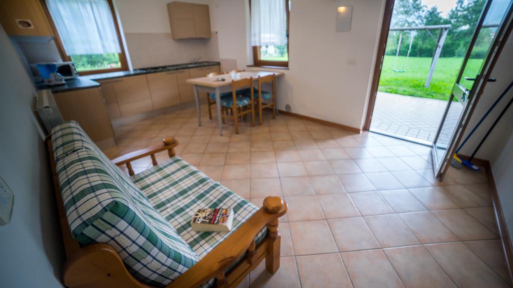 Casa Al Portico Apartment Pieve Di Ledro Bagian luar foto